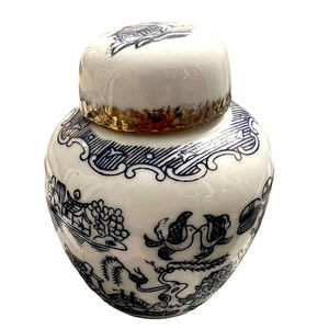 Vintage Blue Willow Ginger Jar 3”